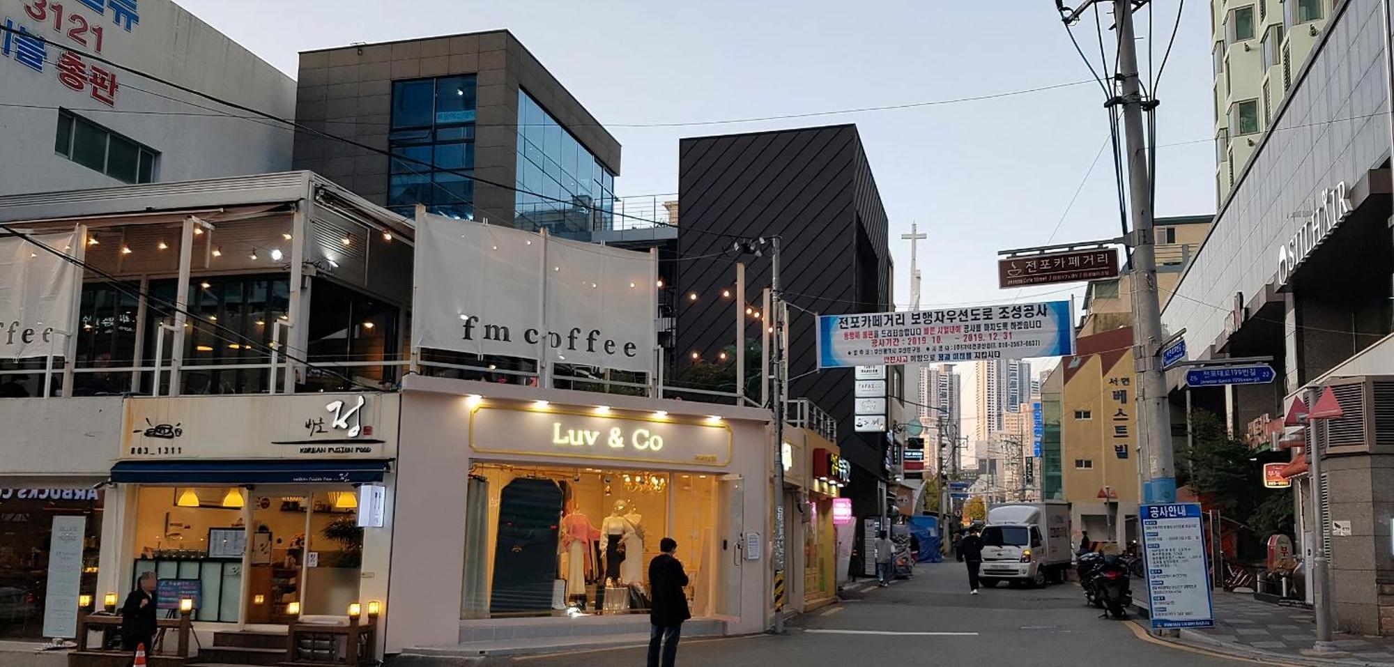 Hotel Yuna Business Ciudad Metropolitana de Ciudad Metropolitana de Busan Exterior foto