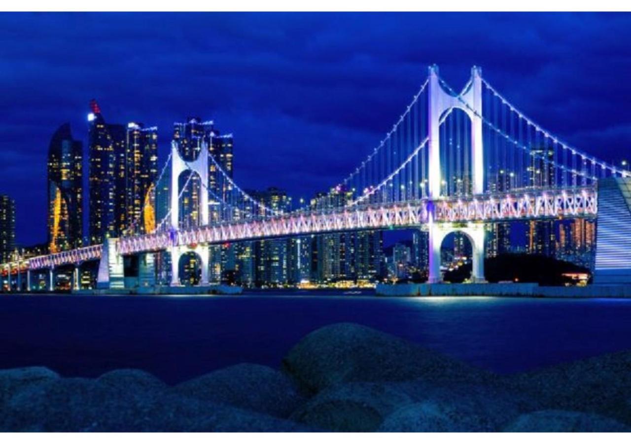 Hotel Yuna Business Ciudad Metropolitana de Ciudad Metropolitana de Busan Exterior foto